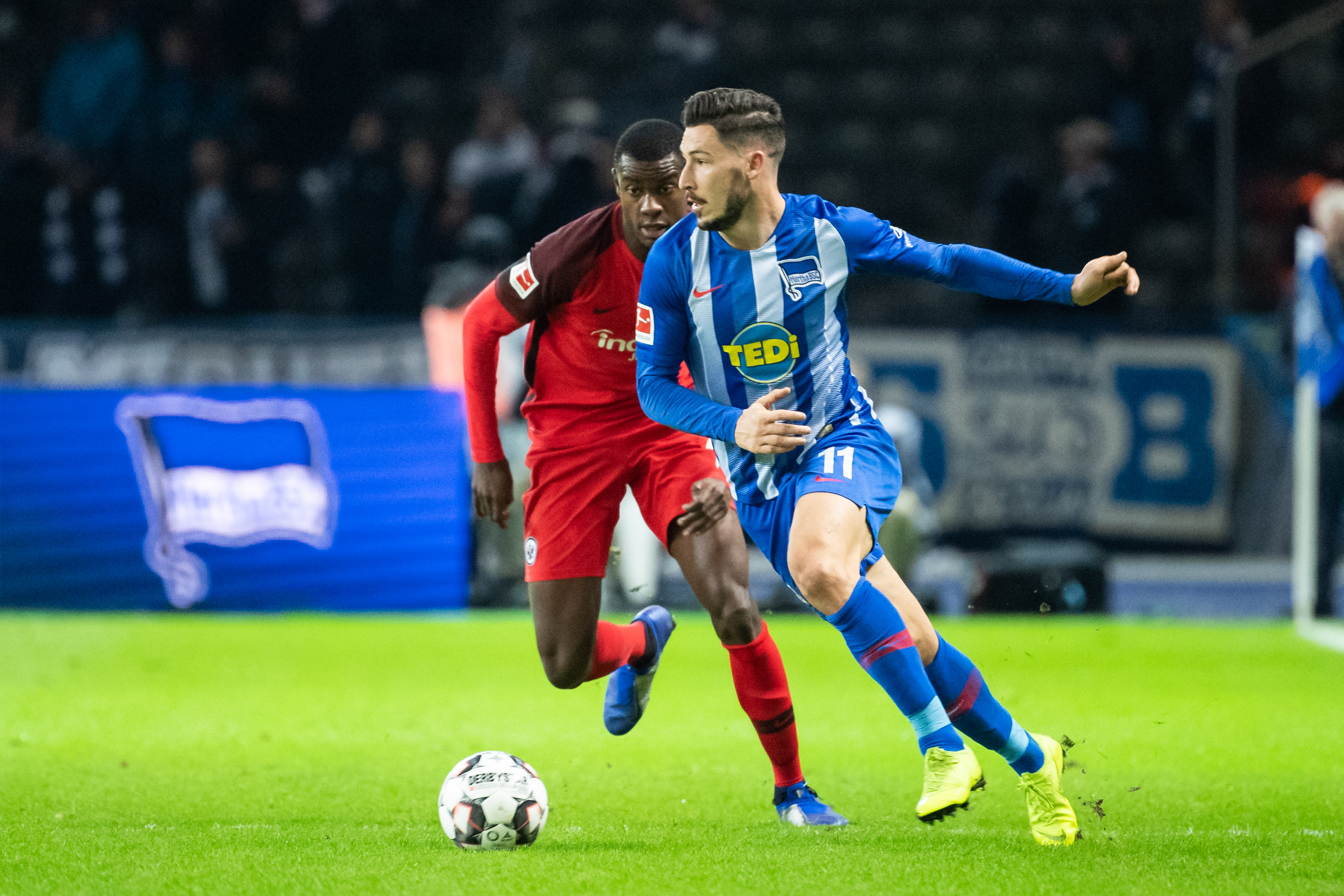 记者：埃贝尔明确表示，只有于帕离队拜仁才会签卢克巴（记者：埃贝尔强调，仅当于帕离队，拜仁才会签下卢克巴）