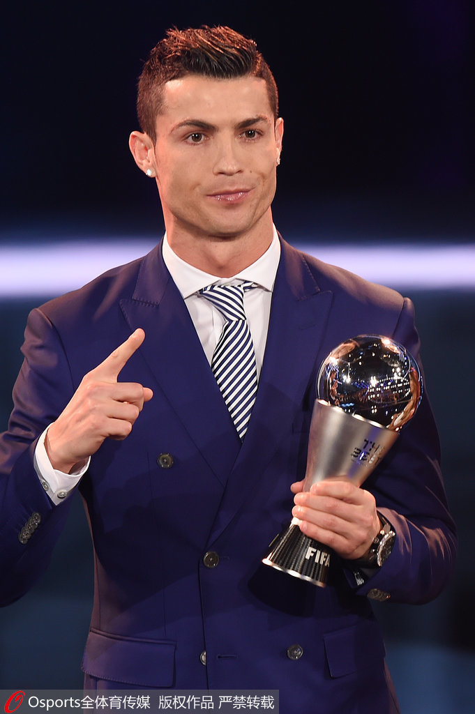 法尔克：巴萨确实对凯恩感兴趣，但很难承担其解约金+年薪